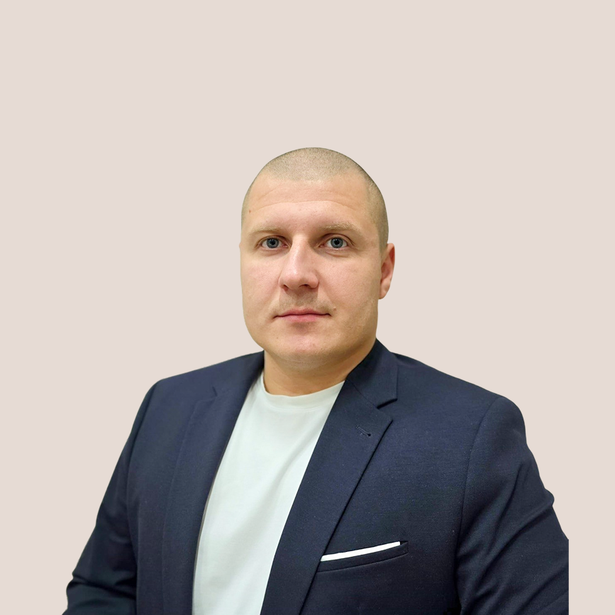 Никита Коновалов