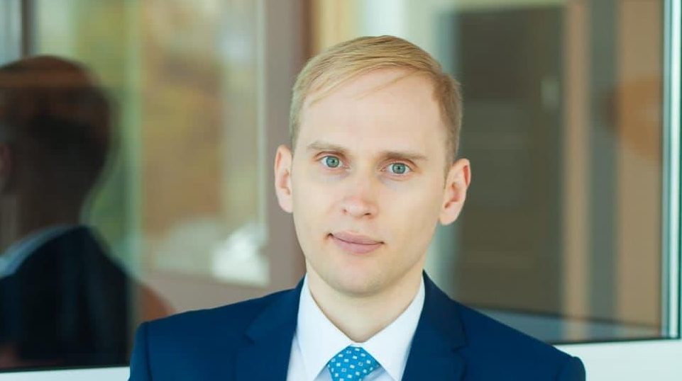 Александр Дубов