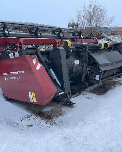 Косилка самоходная универсальная Ростсельмаш КСУ-1