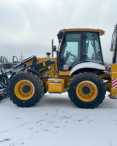 Экскаватор – погрузчик Zauberg EF 4C