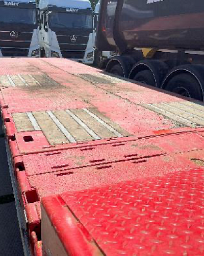 Полуприцеп низкорамный Тверьстроймаш 993941