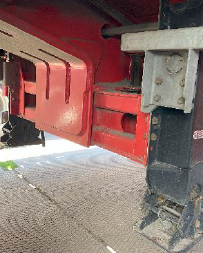 Полуприцеп низкорамный Тверьстроймаш 993941