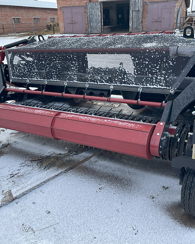 Комбайн кормоуборочный Rostselmash с жаткой и подборщиком